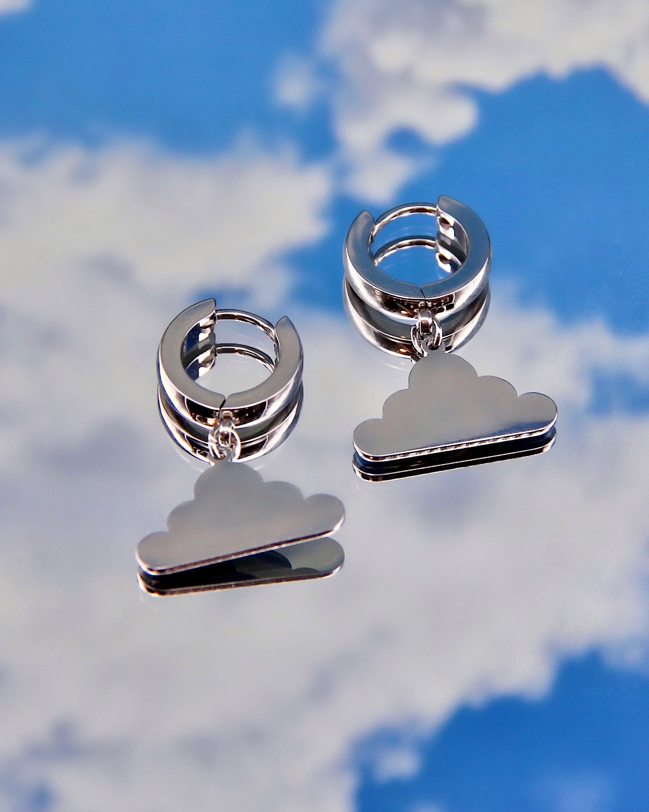 CLOUDY EARRINGS