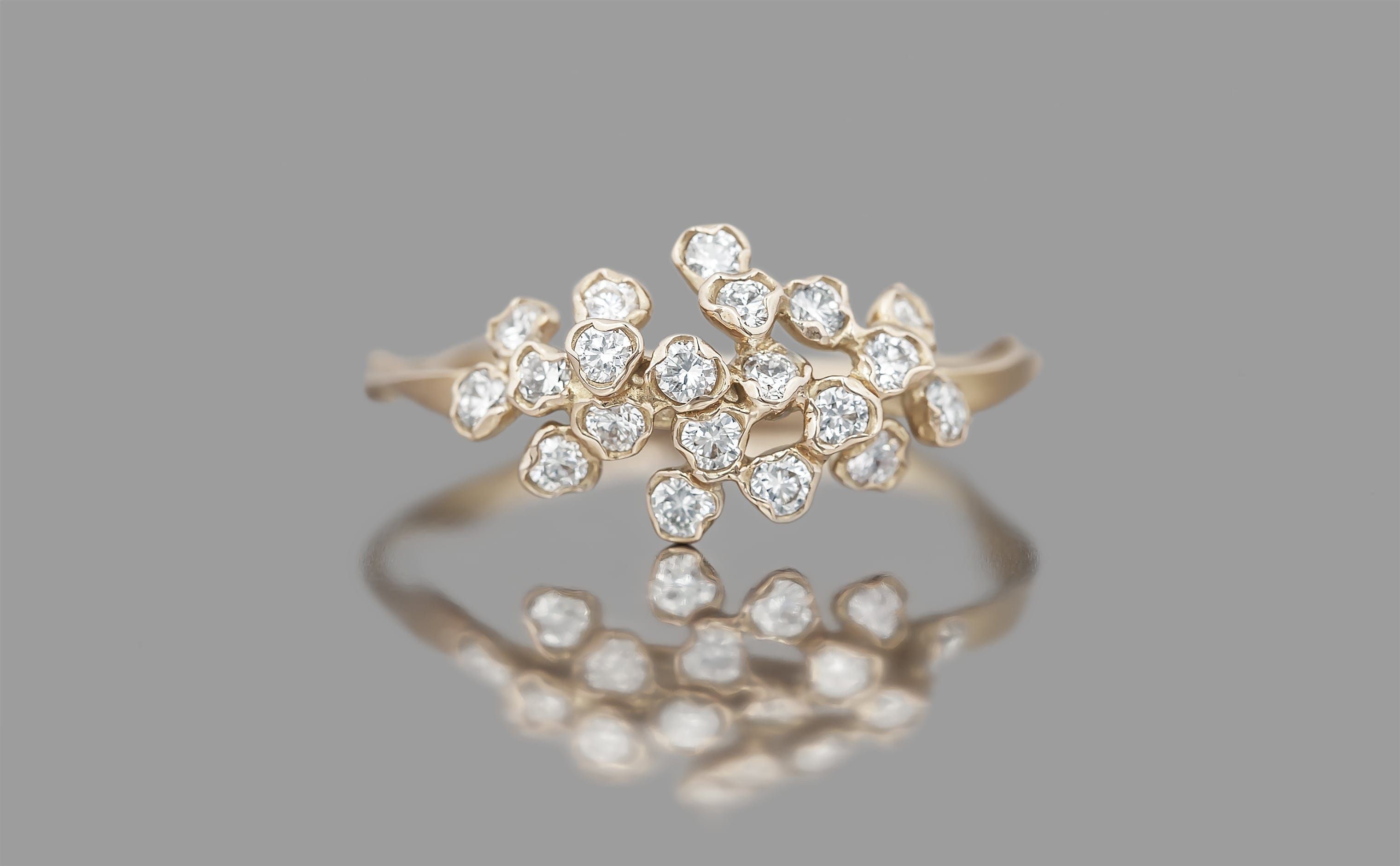 Diamond Cluster Ring-Grande